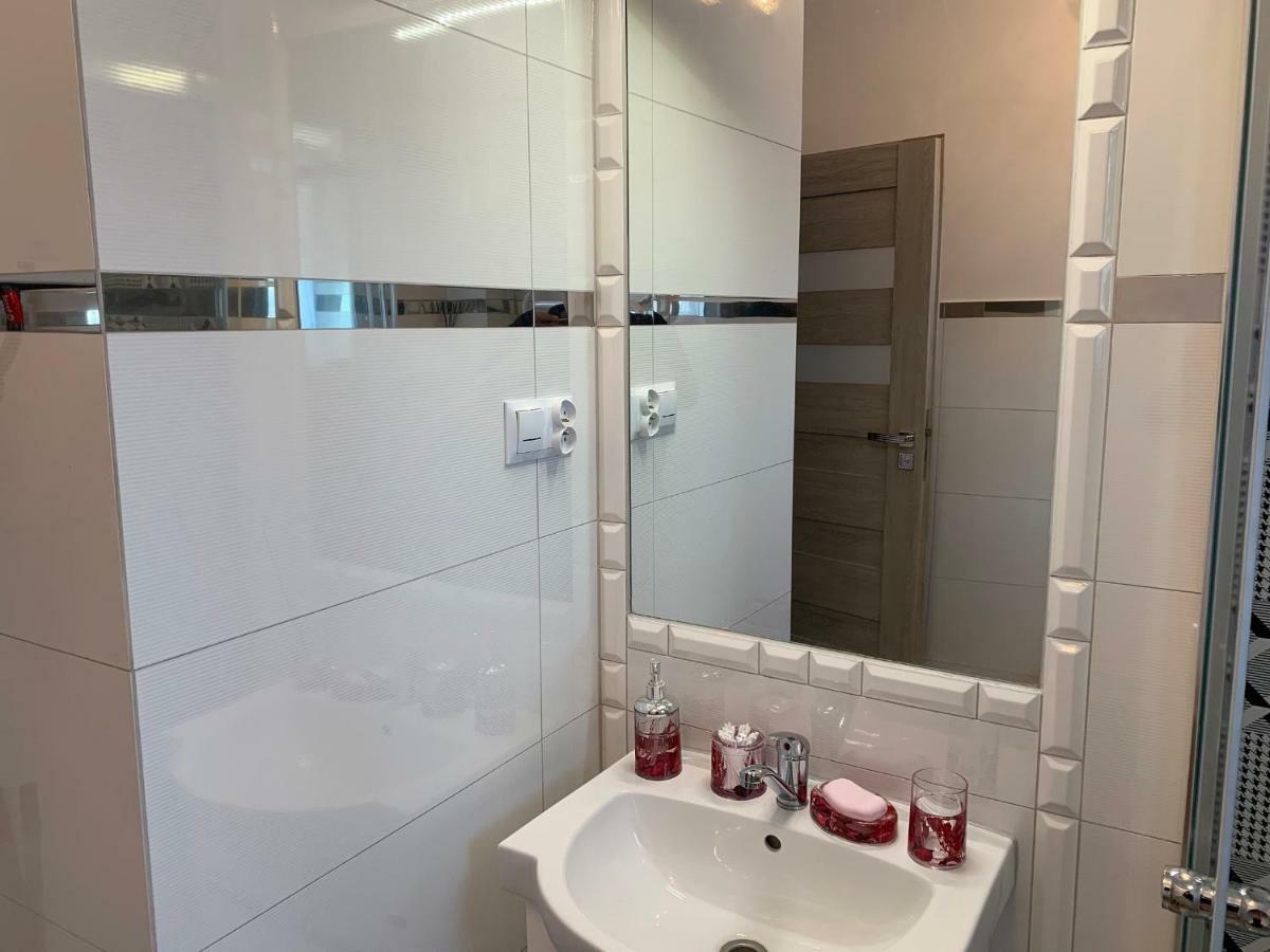 Апартаменты Apartament Bohaterow Westerplatte 20 Зелёна-Гура Экстерьер фото